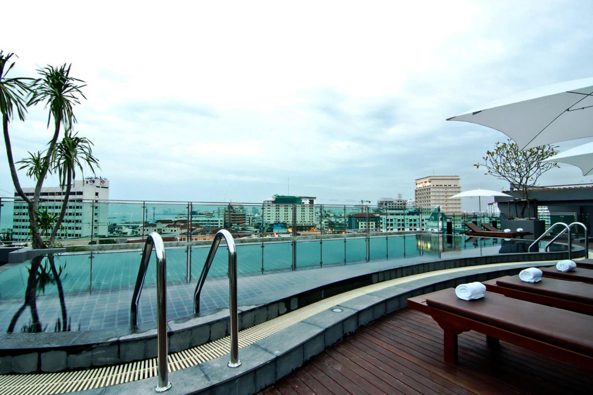 The Sun Xclusive Hotell Pattaya Eksteriør bilde